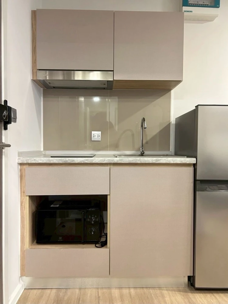 For rent!! Condo Atmoz Ratchada-Huai Khwang, 5th floor, Building C, beautiful room, ready to move in, good price, hurry to book now!!