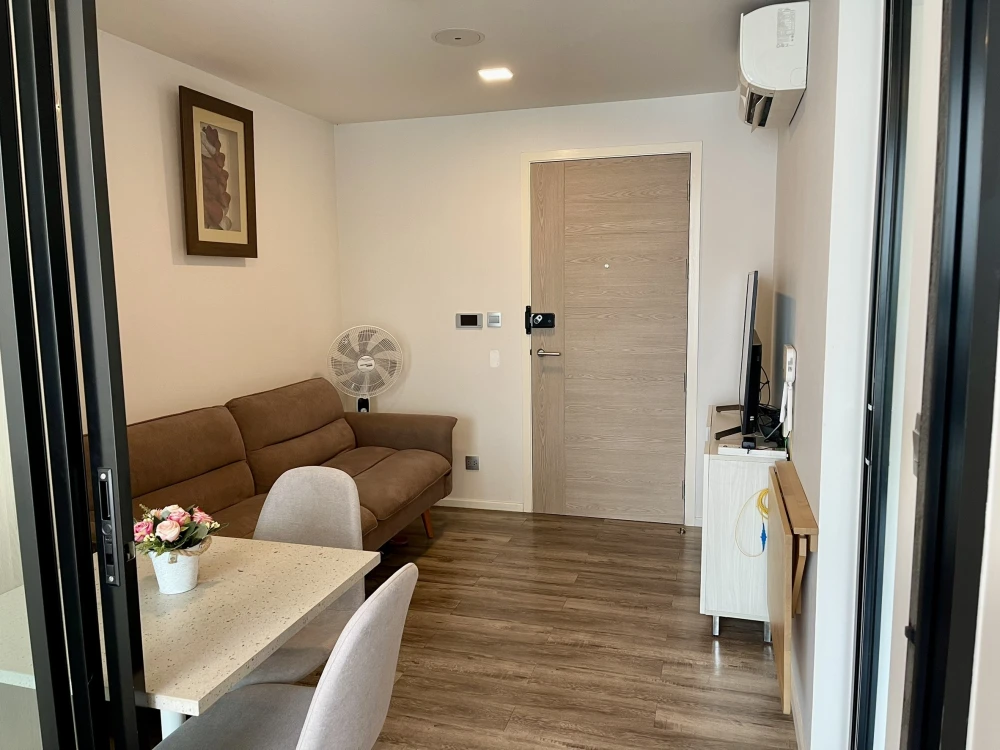 Condo for rent, Atmoz Chaengwattana, clearly separated rooms, comes with amenities, move in now!
