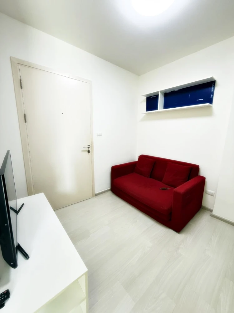 For rent!! Condo Aspire Ladprao 113, 3rd floor, beautiful room, fully furnished, ready to move in. Don't miss it!!