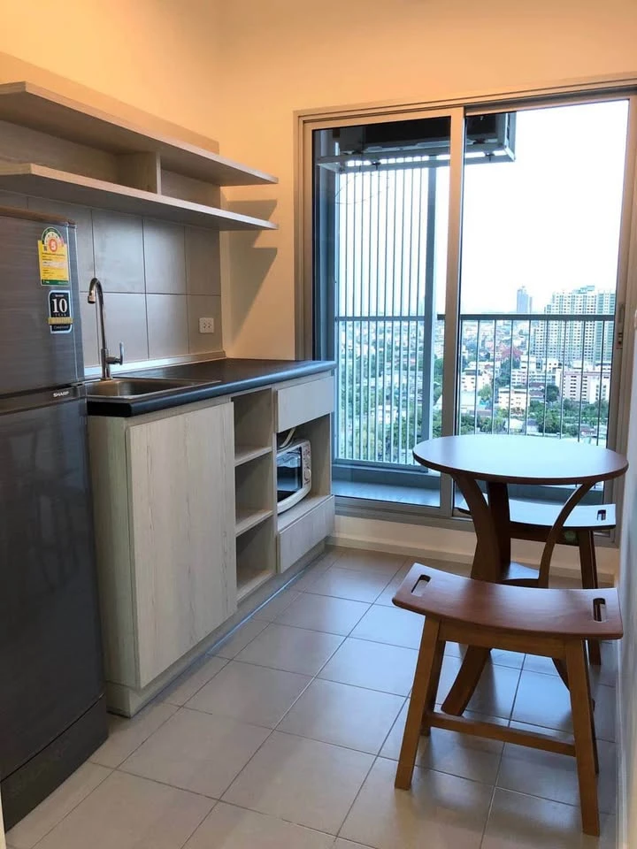 For rent!! Condo Aspire Sathorn-Tha Phra, 24th floor, beautiful view, fully furnished, ready to move in, don't miss it!!