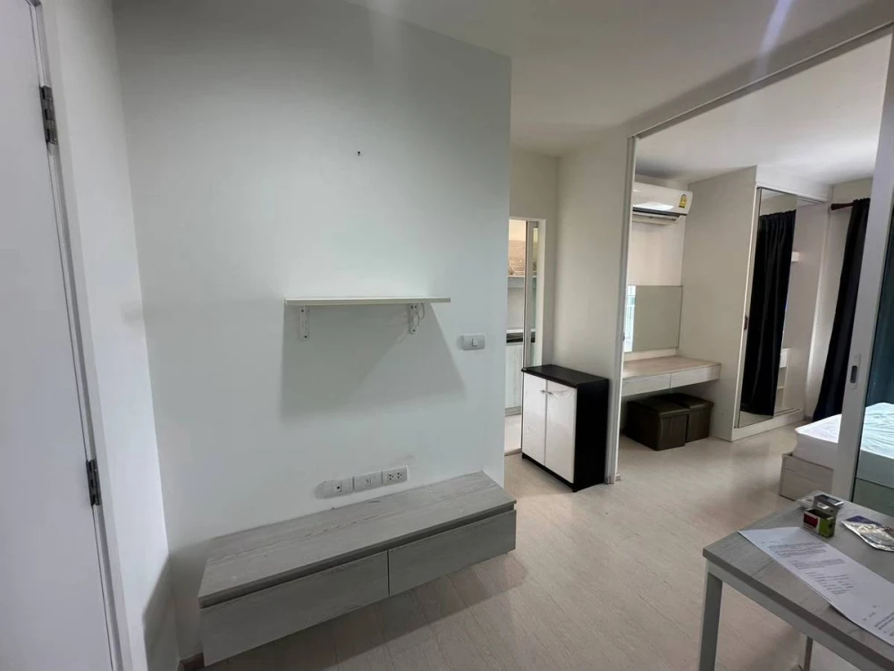 For rent!! Condo Aspire Erawan, 28th floor, Chao Phraya River view, fully furnished, ready to move in, hurry up and reserve now!!