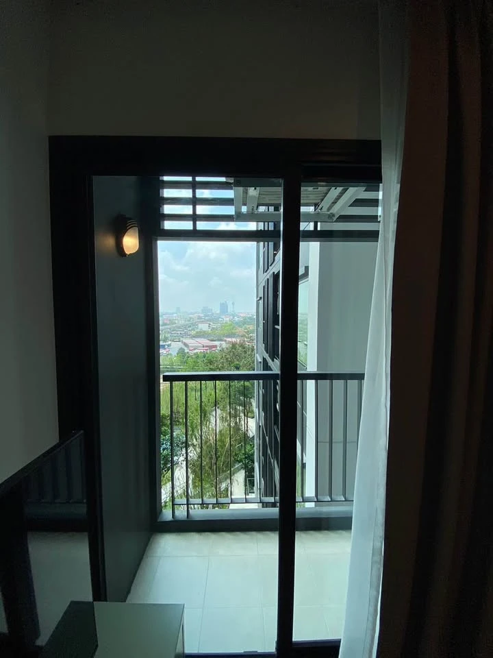 For rent!! Condo Aspire Erawan Prime, 11th floor, pool view, beautiful room, fully furnished, ready to move in, don't miss it!!
