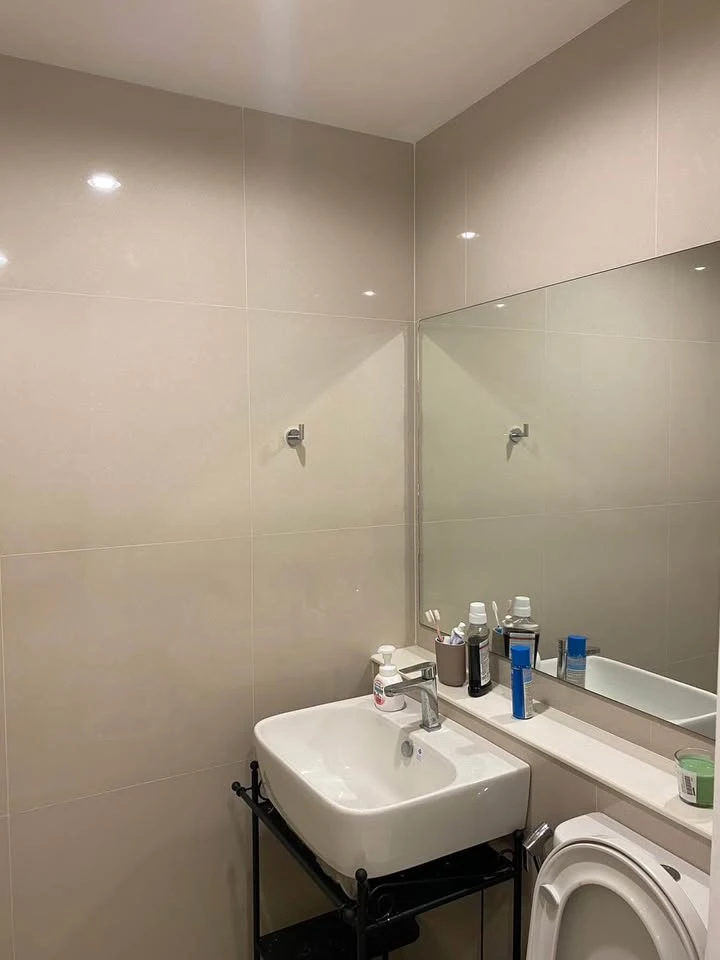 For rent!! Condo Aspire Erawan Prime, 11th floor, pool view, beautiful room, fully furnished, ready to move in, don't miss it!!