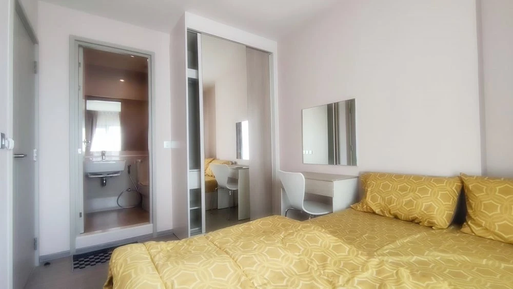 For rent!! Condo Aspire Erawan Prime, 12A floor, swimming pool view, fully furnished, just bring your bags and move in, don't miss out!!