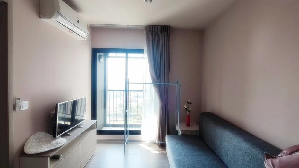 For rent!! Condo Aspire Erawan Prime, 12A floor, swimming pool view, fully furnished, just bring your bags and move in, don't miss out!!
