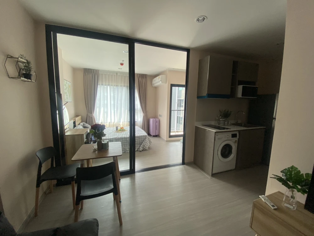 For rent!! Condo Aspire Erawan Prime, 28th floor, Chao Phraya River curve view, beautiful room, ready to move in, don't miss it!!