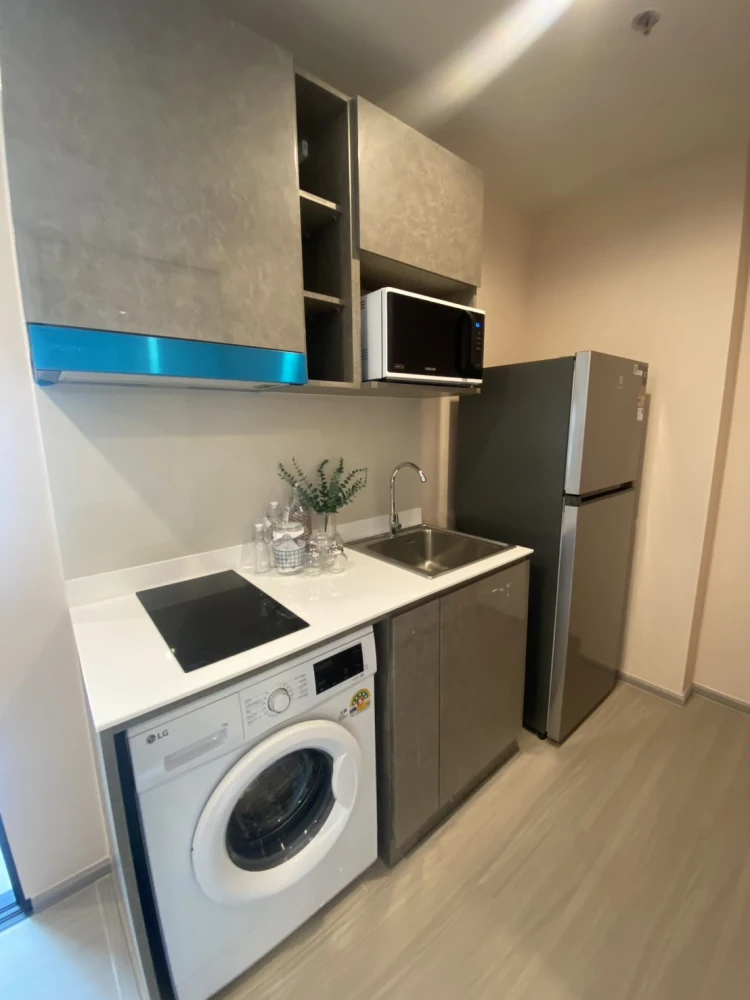 For rent!! Condo Aspire Erawan Prime, 28th floor, Chao Phraya River curve view, beautiful room, ready to move in, don't miss it!!