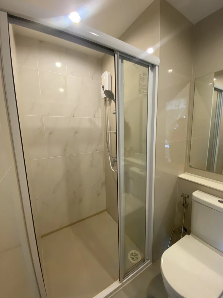 For rent!! Condo Aspire Erawan Prime, 28th floor, Chao Phraya River curve view, beautiful room, ready to move in, don't miss it!!