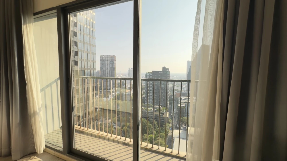 For rent!! Condo Noble Remix Sukhumvit 36, 24th floor, good location condo, convenient transportation, don't miss it, book now!!