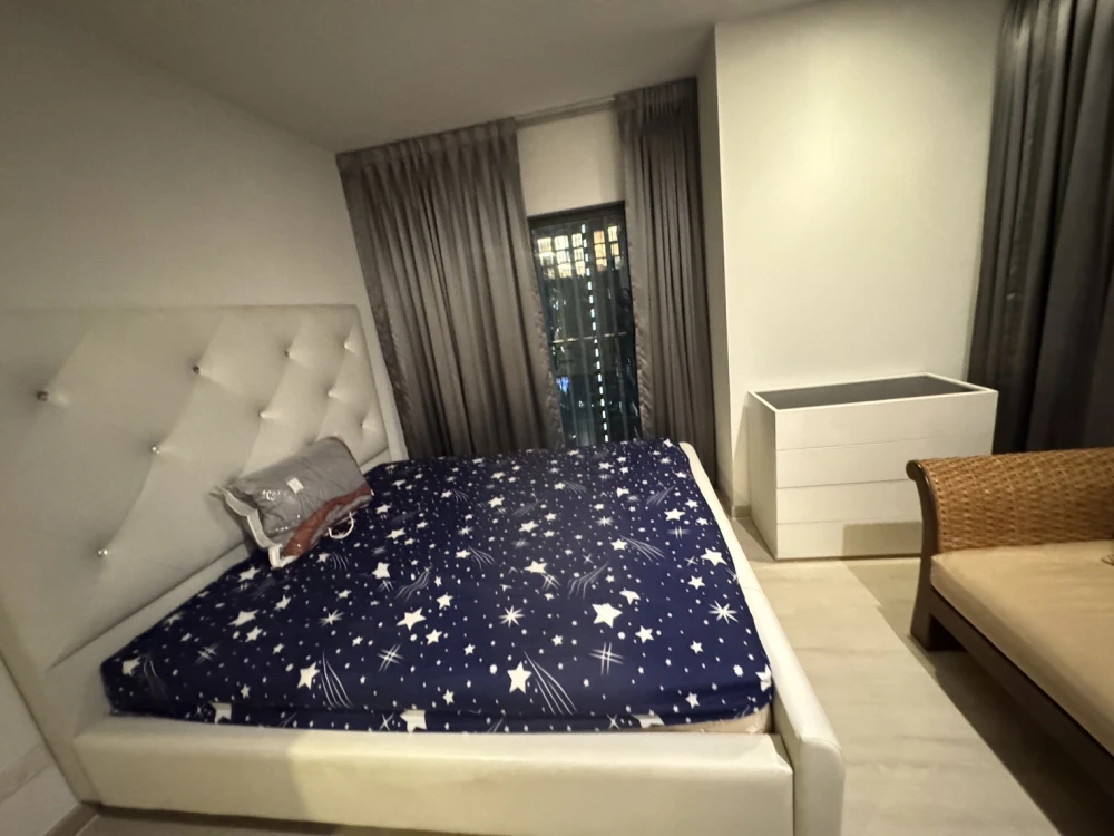 For rent!! Condo Noble Remix Sukhumvit 36, 24th floor, good location condo, convenient transportation, don't miss it, book now!!