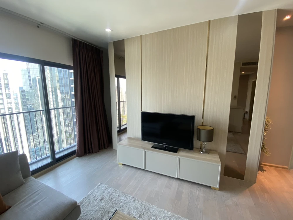 Condo for rent, Noble Remix Sukhumvit 36, complete with furniture and electrical appliances. Book now.