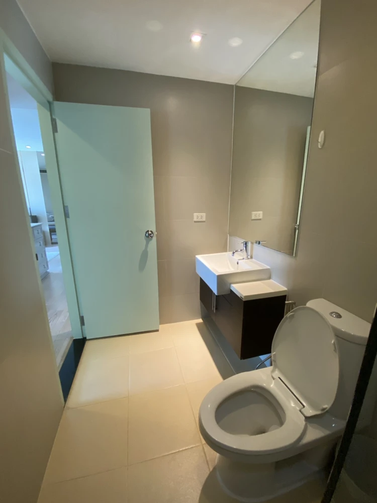Condo for rent, Noble Remix Sukhumvit 36, complete with furniture and electrical appliances. Book now.