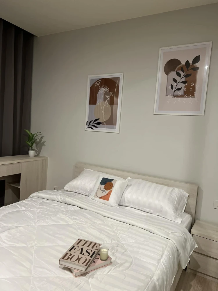 Condo for rent, Noble Revolve Ratchada, high floor, high view, fully furnished. Complete electrical appliances. Don't wait.