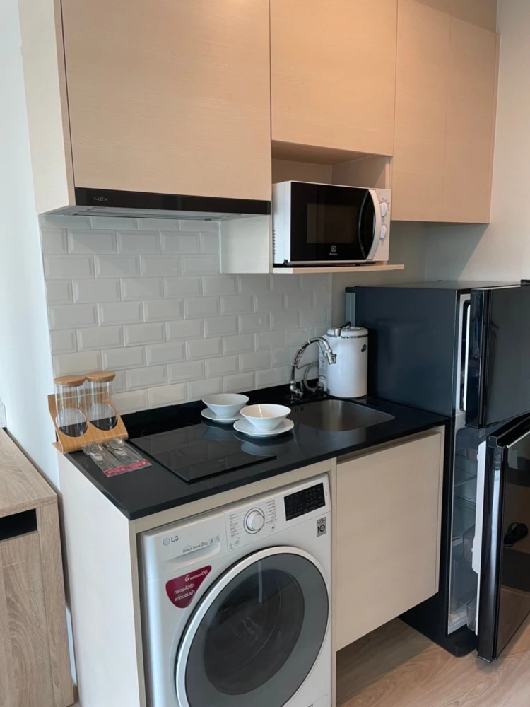 For rent!! Noble Revolve Ratchada Condo, fully furnished, ready to move in. Reserve now!!