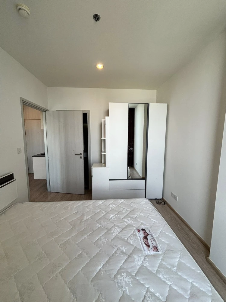 For rent!! Condo Noble Revolve Ratchada, beautiful room, ready to move in, good price, hurry to book now!!