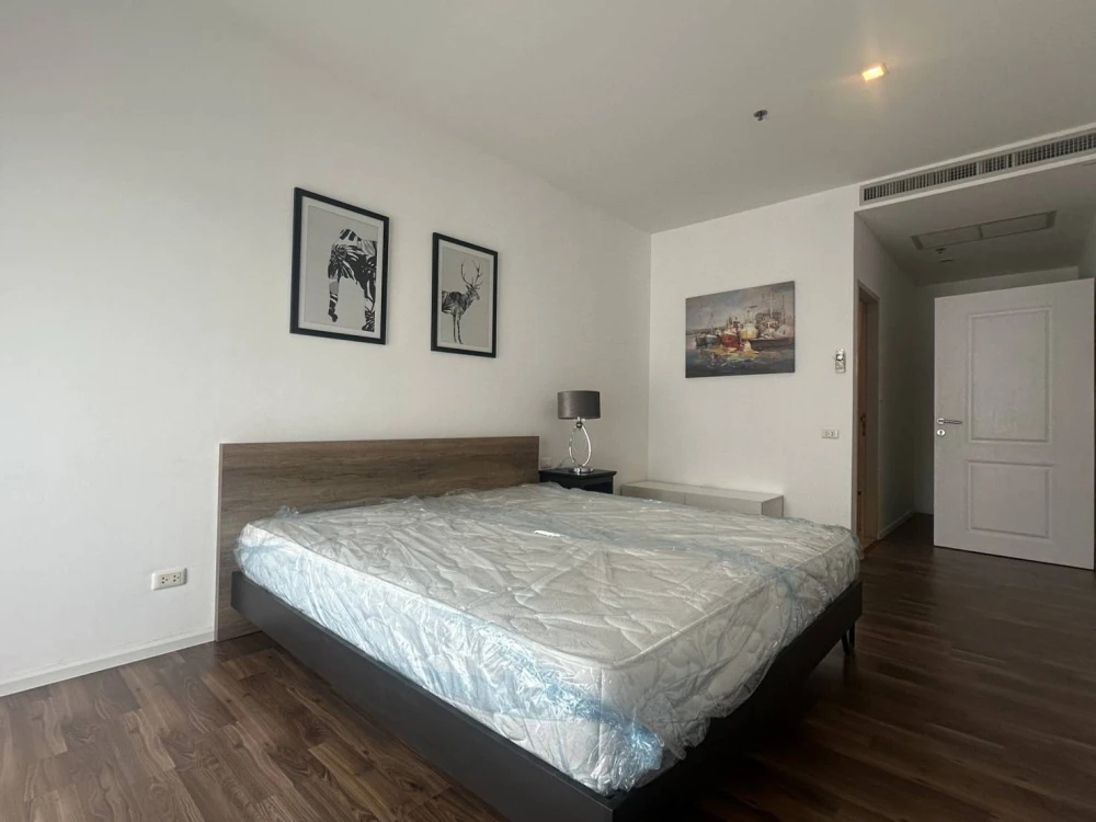 Condo for rent!! Noble Refine, 10th floor, unblocked view, beautiful room, very livable, fully furnished, ready to move in. Reserve now!!