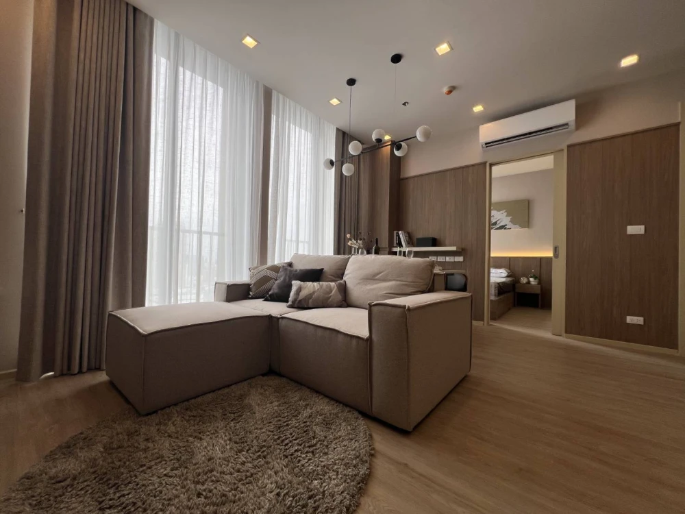 Condo for rent at Noble State 39. Beautiful unit, fully furnished, ready to move in. Don't miss out!!