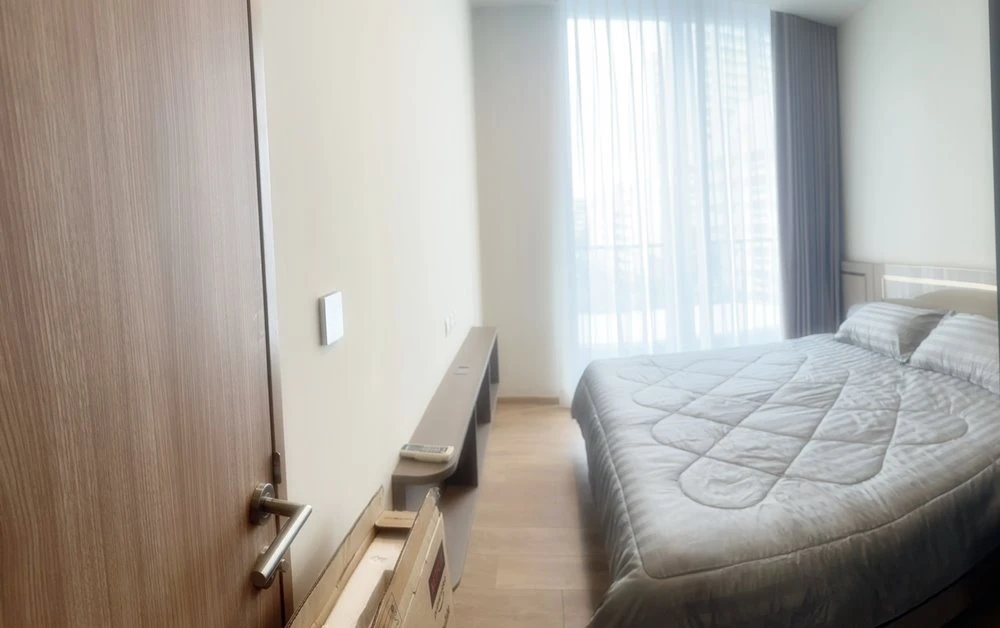For rent!! Condo Noble Around Sukhumvit 33, 5th floor, beautiful room, good location, good price, convenient transportation, don't miss it!!
