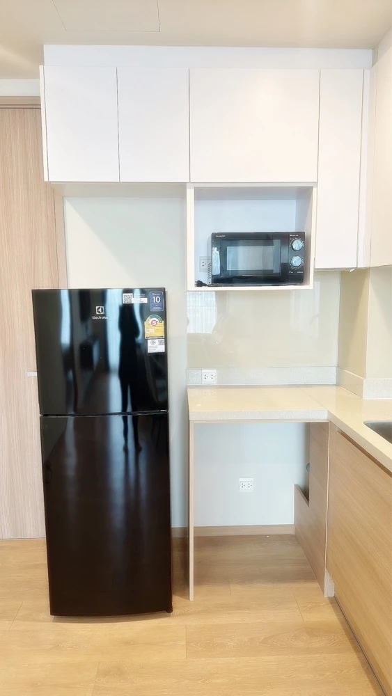 For rent!! Condo Noble Around Sukhumvit 33, 5th floor, beautiful room, good location, good price, convenient transportation, don't miss it!!