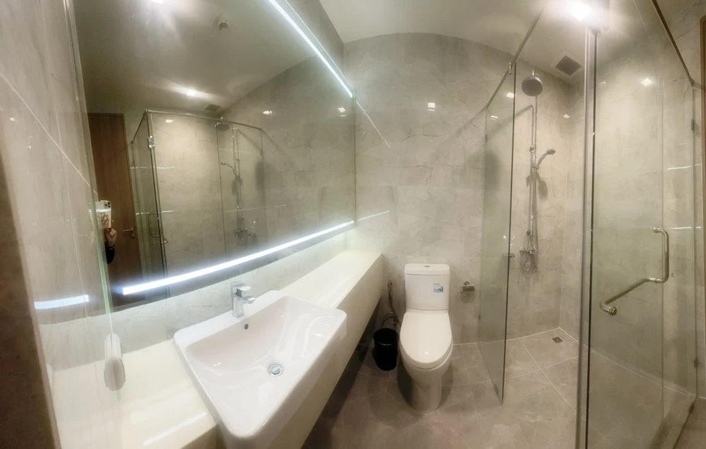 For rent!! Condo Noble Around Sukhumvit 33, 5th floor, beautiful room, good location, good price, convenient transportation, don't miss it!!