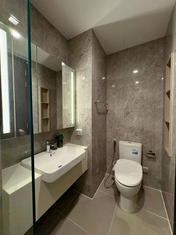 Condo for rent, Noble Around Ari, corner room, private, complete in one place, can drag your suitcase in and move in