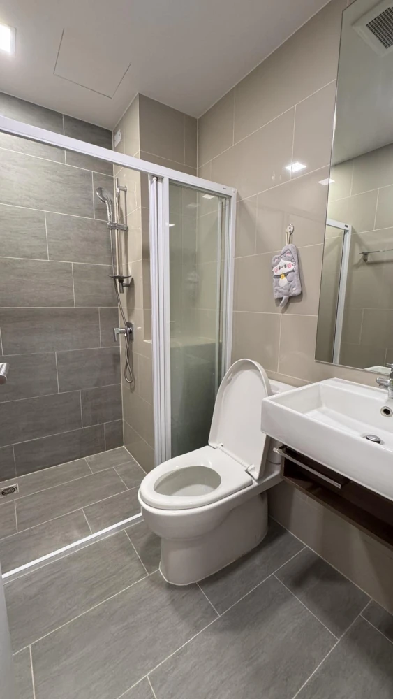 Condo for rent, Modish Station, ready to move in, fully furnished, hurry and reserve now before it's too late.