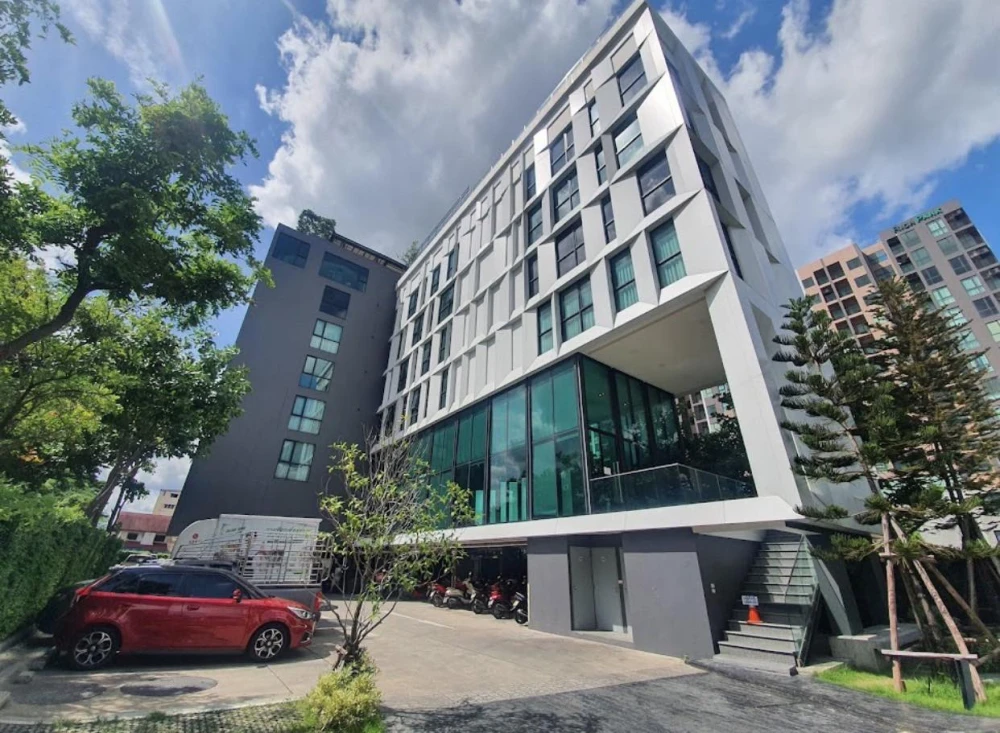 Condo for rent, Modish Station, ready to move in, fully furnished, hurry and reserve now before it's too late.