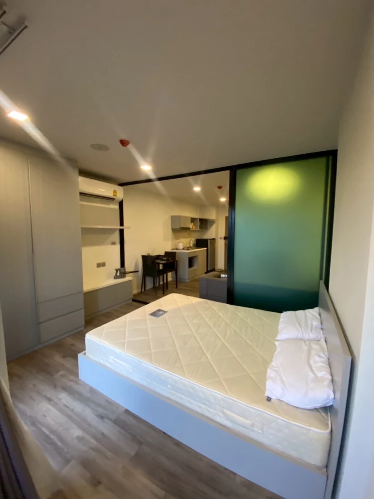 For rent!! Condo Modiz Interchange, 4th floor, beautiful room, fully furnished, ready to move in, book now!!
