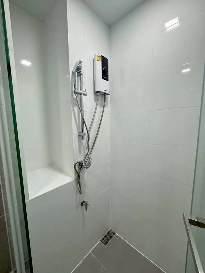 Condo for rent, Modiz Rhyme Ramkhamhaeng. Great room, great price! Book now!!