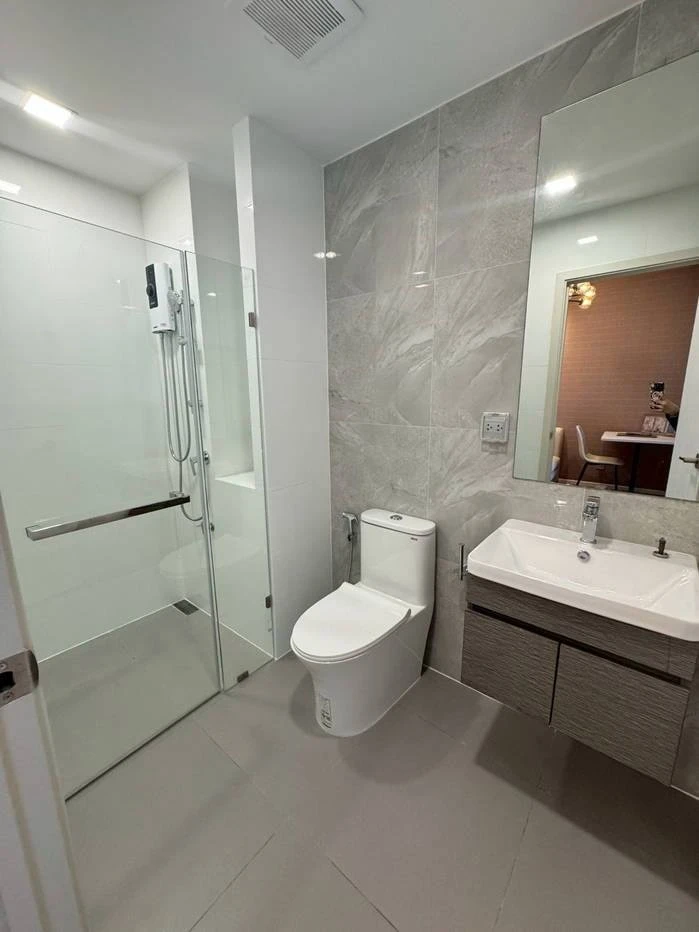 Beautiful condo for rent at Modiz Rhyme Ramkhamhaeng. Book now!!