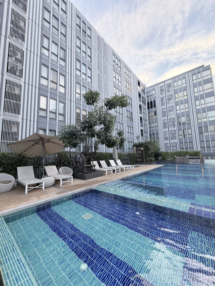 For rent!! Condo Monique Sukhumvit 64, 4th floor, Building A, garden view, fully furnished, ready to move in immediately, don't miss it!!