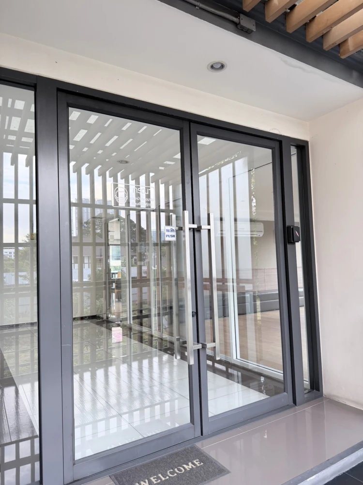 For rent!! Condo Monique Sukhumvit 64, 4th floor, Building A, garden view, fully furnished, ready to move in immediately, don't miss it!!