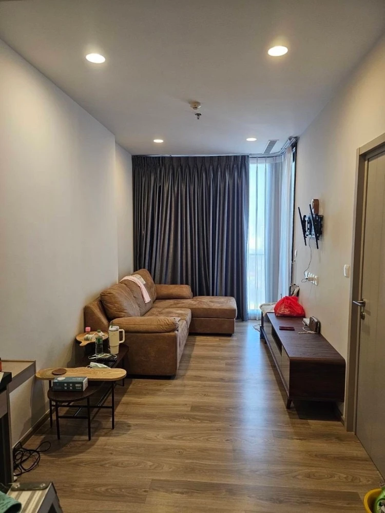 For rent!! Condo Oka House Sukhumvit 36, 17th floor, nice room, good size, don't miss, book now!!