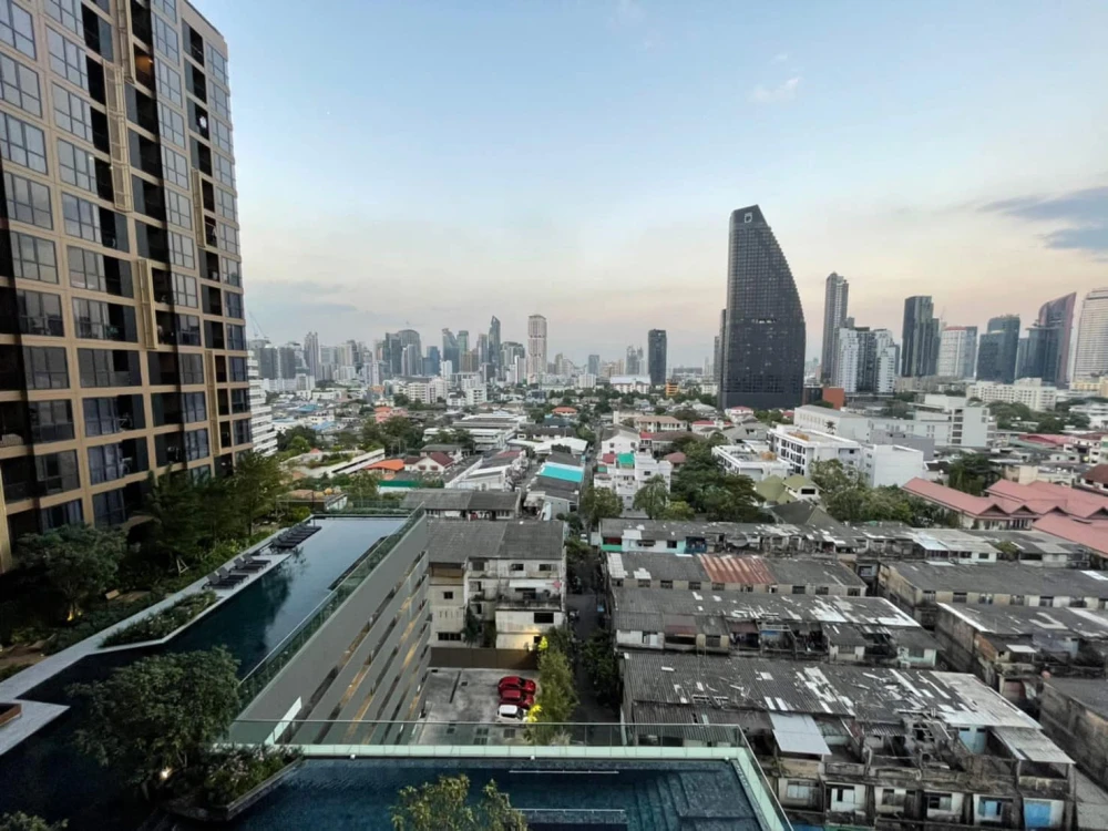 Condo for rent, Oka House Sukhumvit 36, city view room, nice decoration The atmosphere is super warm, don't miss it.