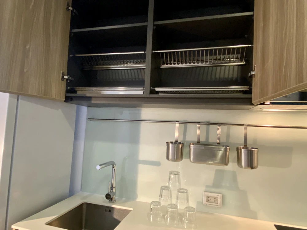 Condo for rent at Siamese Sukhumvit 87, 9th floor. Beautiful room, very livable, great price. Don't miss it!!