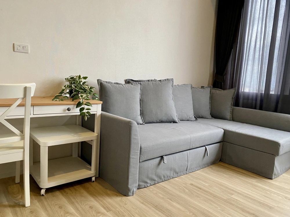 Condo for rent at Siamese Sukhumvit 87, 9th floor. Beautiful room, very livable, great price. Don't miss it!!