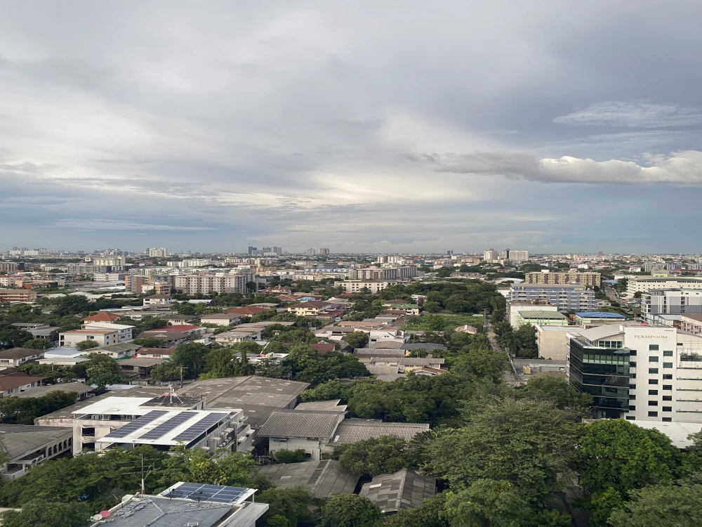 Condo for rent at Siamese Sukhumvit 87, 9th floor. Beautiful room, very livable, great price. Don't miss it!!