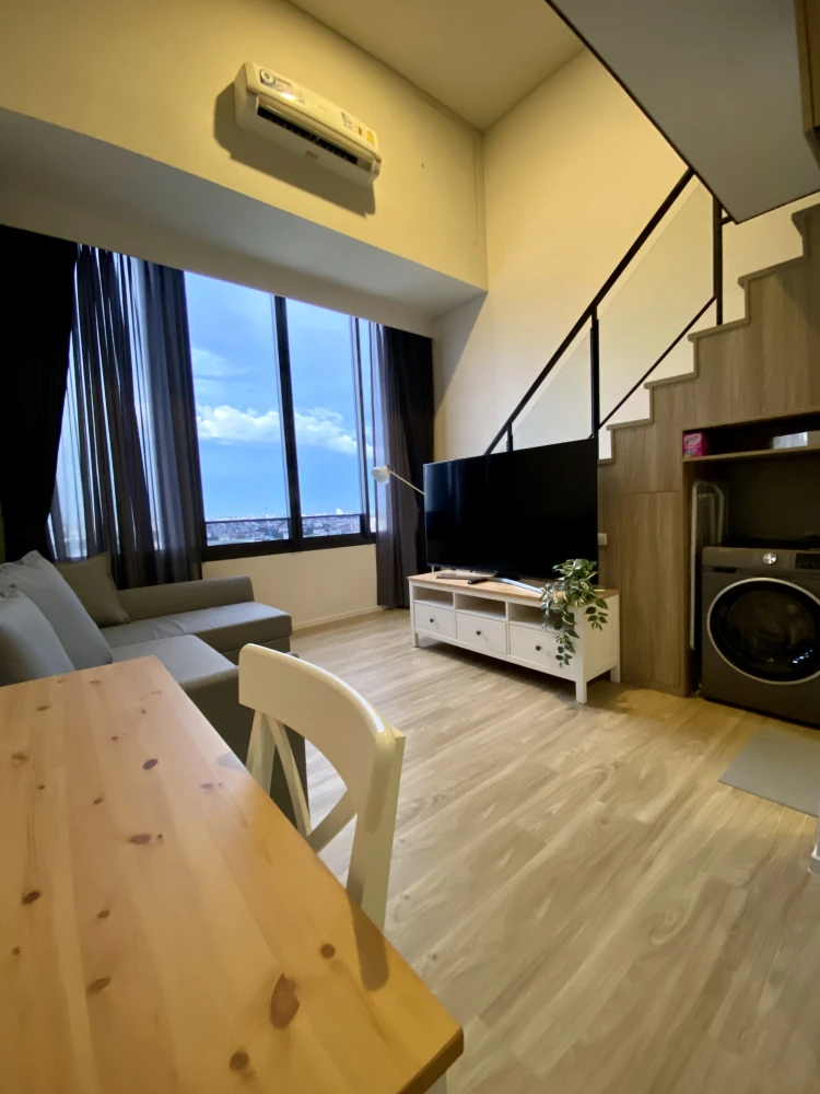 Condo for rent at Siamese Sukhumvit 87, 9th floor. Beautiful room, very livable, great price. Don't miss it!!