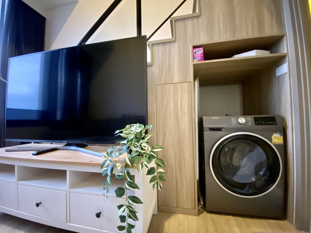 Condo for rent at Siamese Sukhumvit 87, 9th floor. Beautiful room, very livable, great price. Don't miss it!!