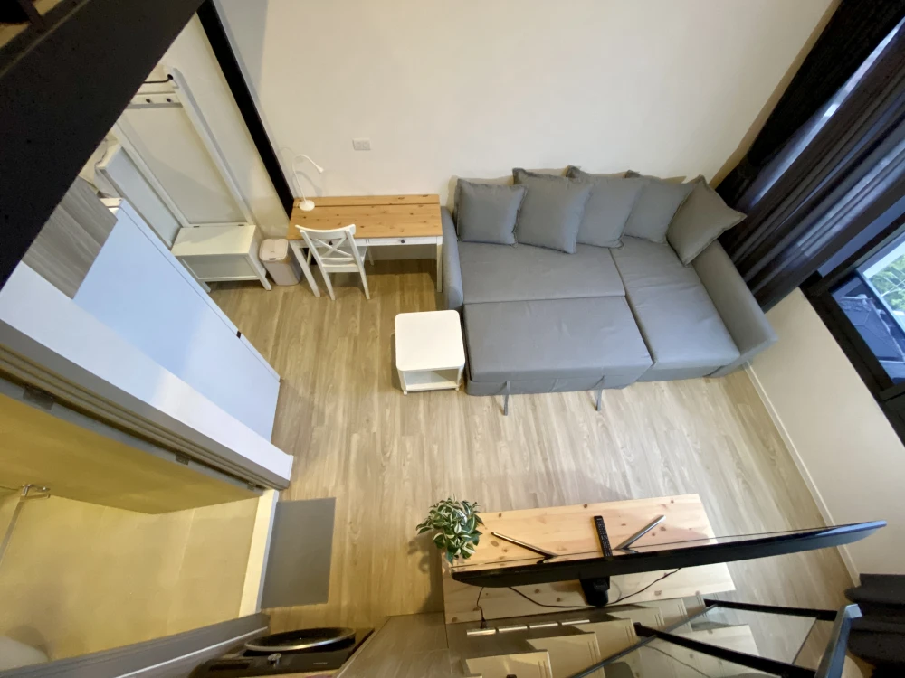 Condo for rent at Siamese Sukhumvit 87, 9th floor. Beautiful room, very livable, great price. Don't miss it!!
