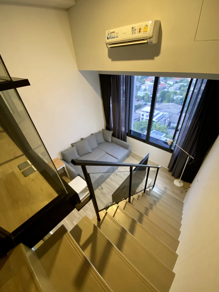 Condo for rent at Siamese Sukhumvit 87, 9th floor. Beautiful room, very livable, great price. Don't miss it!!