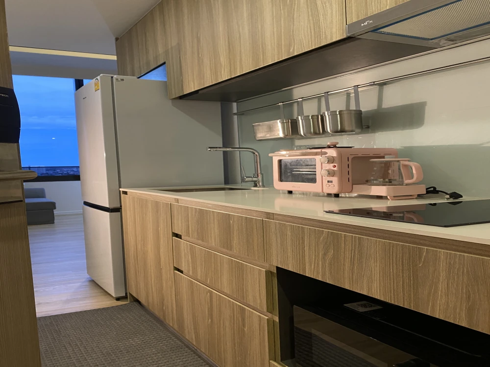 Condo for rent at Siamese Sukhumvit 87, 9th floor. Beautiful room, very livable, great price. Don't miss it!!