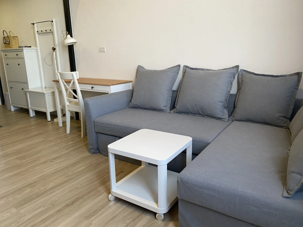 Condo for rent at Siamese Sukhumvit 87, 9th floor. Beautiful room, very livable, great price. Don't miss it!!
