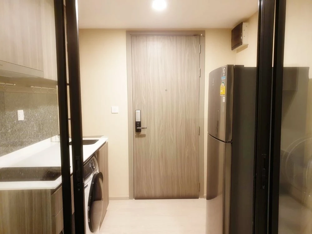 For rent!! Condo Knightsbridge Phahon Yothin-Interchange, 11th floor, Building A, corner room, move in immediately, don't miss it!!