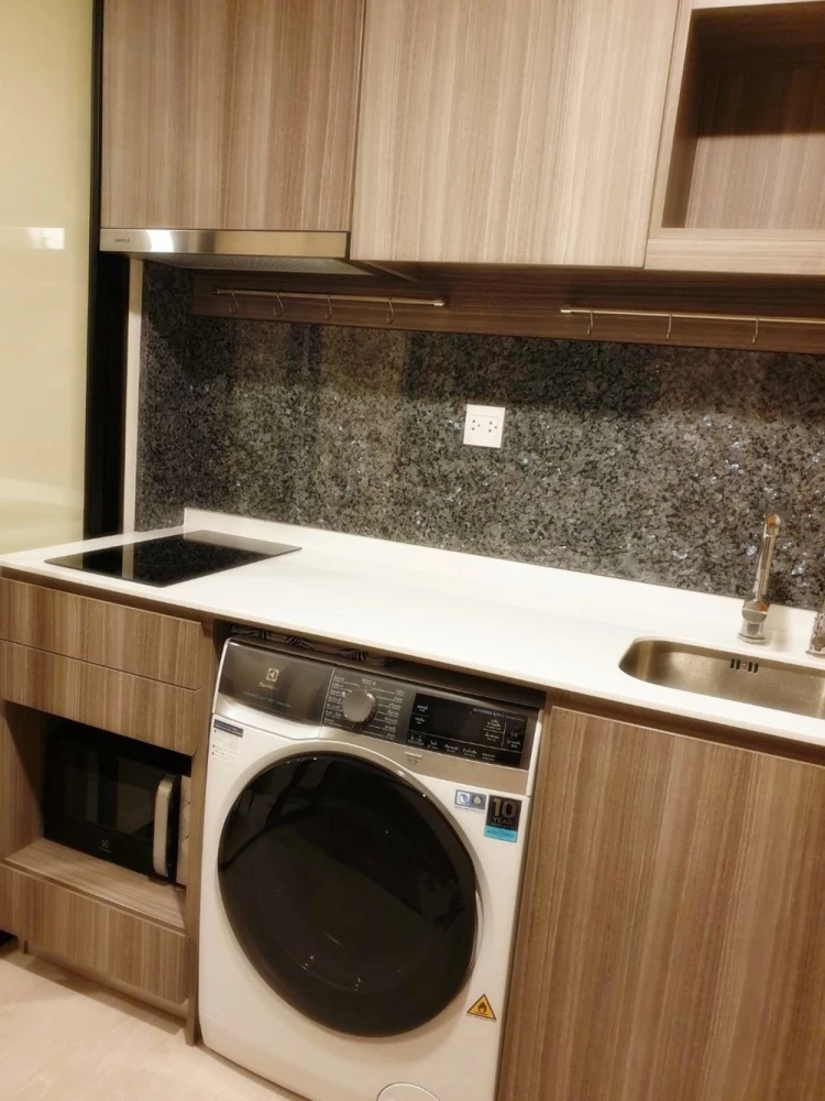 For rent!! Condo Knightsbridge Phahon Yothin-Interchange, 11th floor, Building A, corner room, move in immediately, don't miss it!!