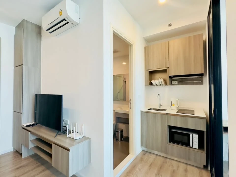 Condo for rent, Knightsbridge Sukhumvit-Theparak, spacious room, convenient travel.