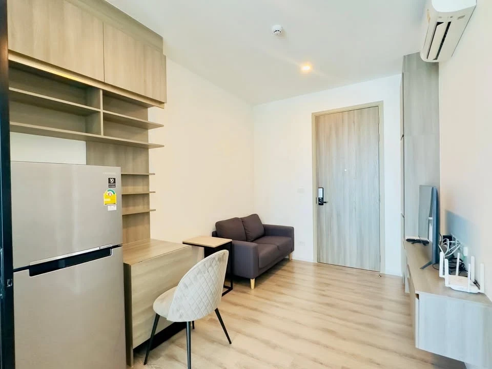 Condo for rent, Knightsbridge Sukhumvit-Theparak, spacious room, convenient travel.