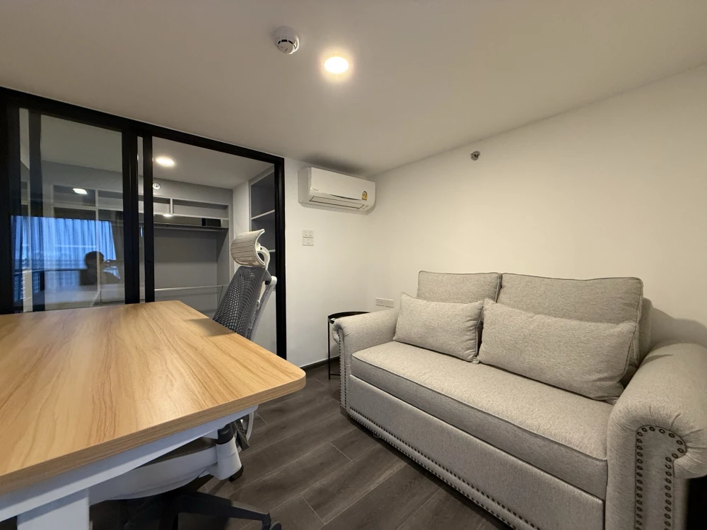 For rent!! Condo Knightsbridge Space Ratchayothin, 25th floor, elegantly decorated room, great price, ready to move in, hurry and reserve now!!