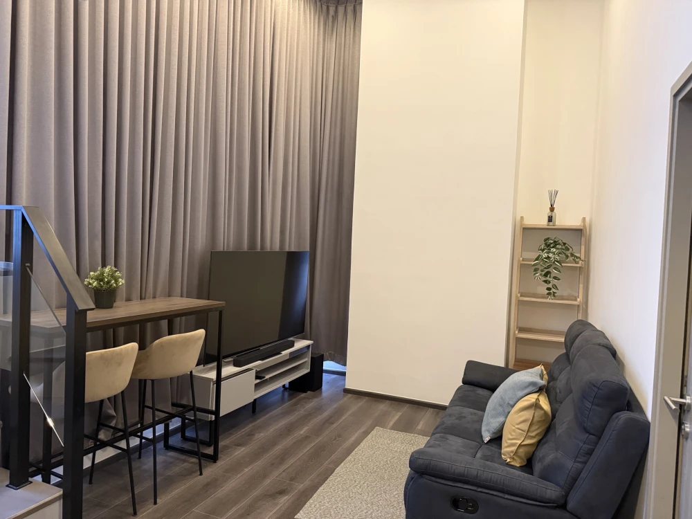 For rent!! Condo Knightsbridge Space Ratchayothin, 25th floor, elegantly decorated room, great price, ready to move in, hurry and reserve now!!