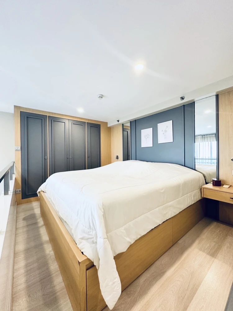 For rent!! Knightsbridge Prime Sathorn Condo, 33rd floor, great view, duplex unit, fully furnished, ready to move in! Reserve now!!
